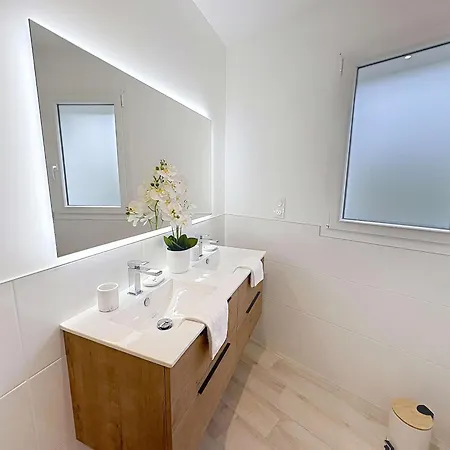 Contemporaine Pres - 6 Pers. - Fr-1-361-573 * Jullouville-les-Pins