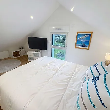 Contemporaine Pres - 6 Pers. - Fr-1-361-573 Holiday home *