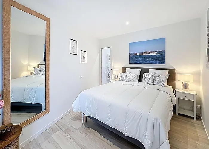 Contemporaine Pres - 6 Pers. - Fr-1-361-573 * Jullouville-les-Pins