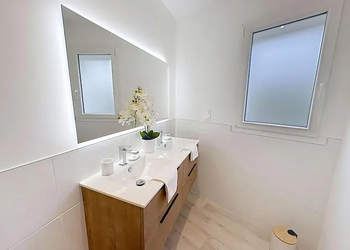 Contemporaine Pres - 6 Pers. - Fr-1-361-573 * Jullouville-les-Pins