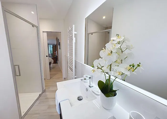 Contemporaine Pres - 6 Pers. - Fr-1-361-573